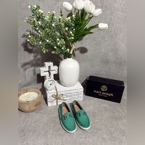 NWT Toddler 10.5 Marc Joseph Turquoise Lexington Shoes